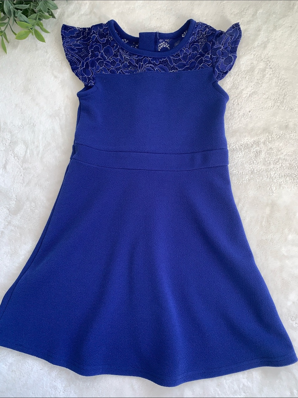 Children’s Place Royal Blue Dress 6 EUC Lace Cap Sleeves